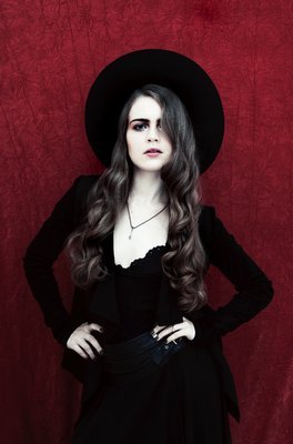 Фото - Гера Хилмарсдоттир: 264x400 / 18 Кб