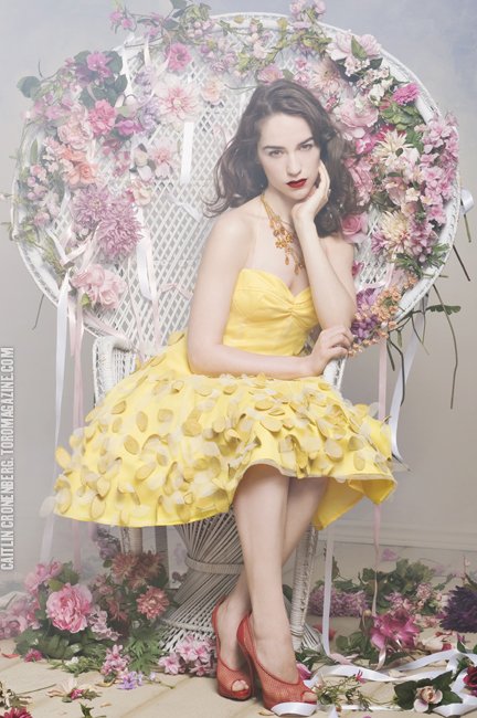 Фото - Мелани Скрофано: 432x650 / 71 Кб