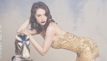 Фото - Мелани Скрофано: 375x216 / 13 Кб