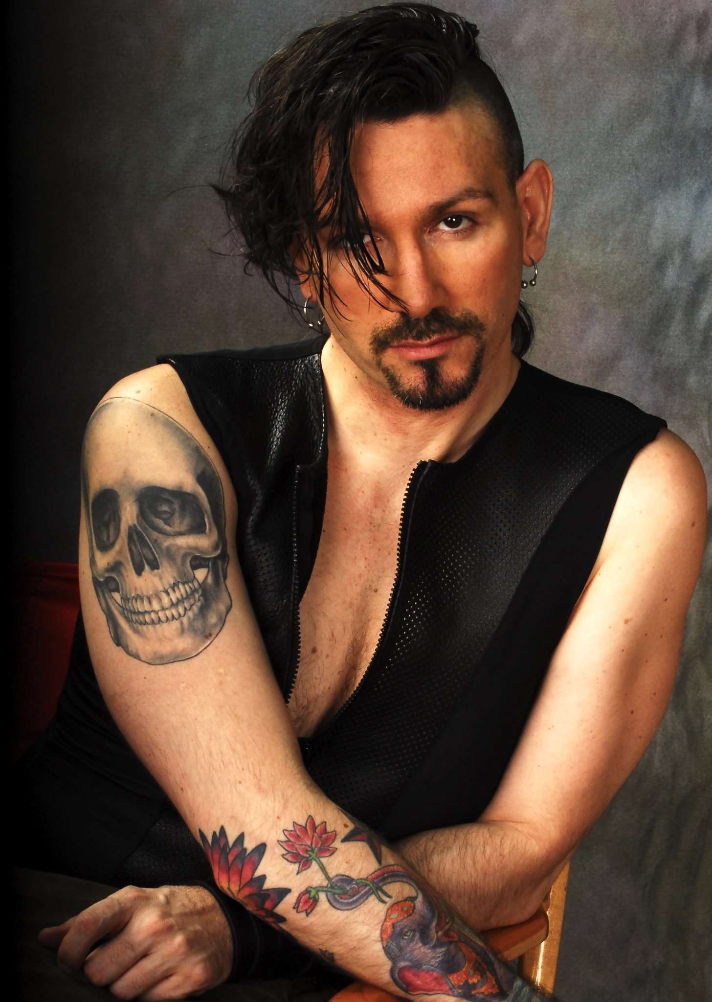 Фото - Себастиан Сабатаер-Курал: 1456x2048 / 362 Кб