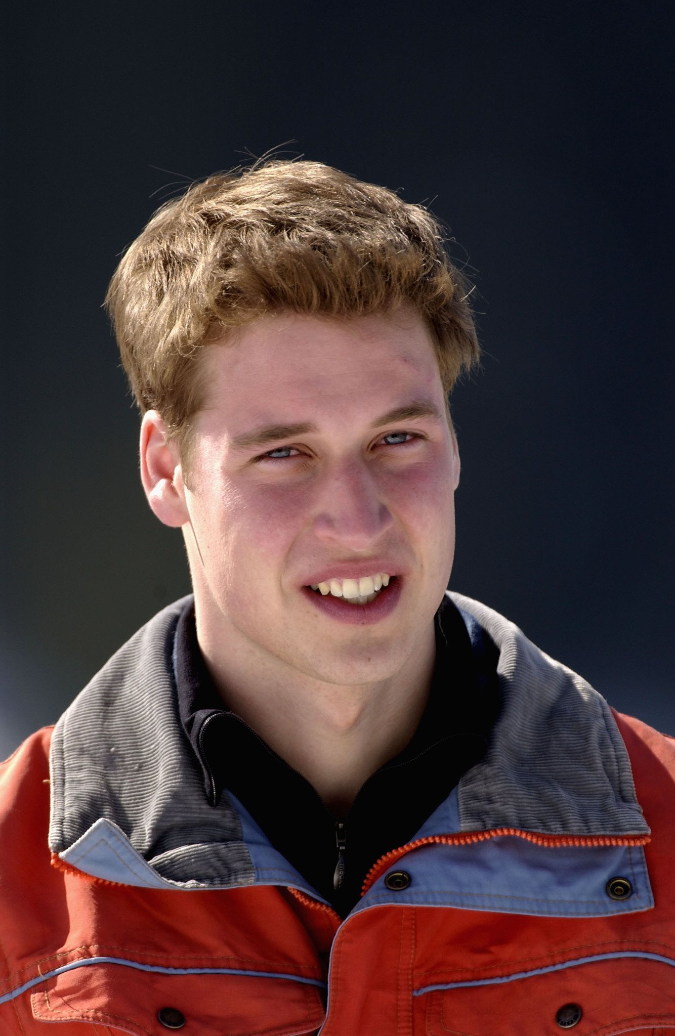 Фото - Принц Уильям: 1334x2048 / 338 Кб