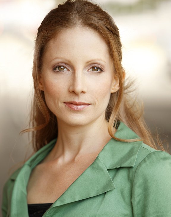 Фото - Кара Квик: 576x729 / 59 Кб