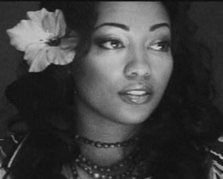 Фото - Аника Си МакФолл: 324x261 / 11 Кб