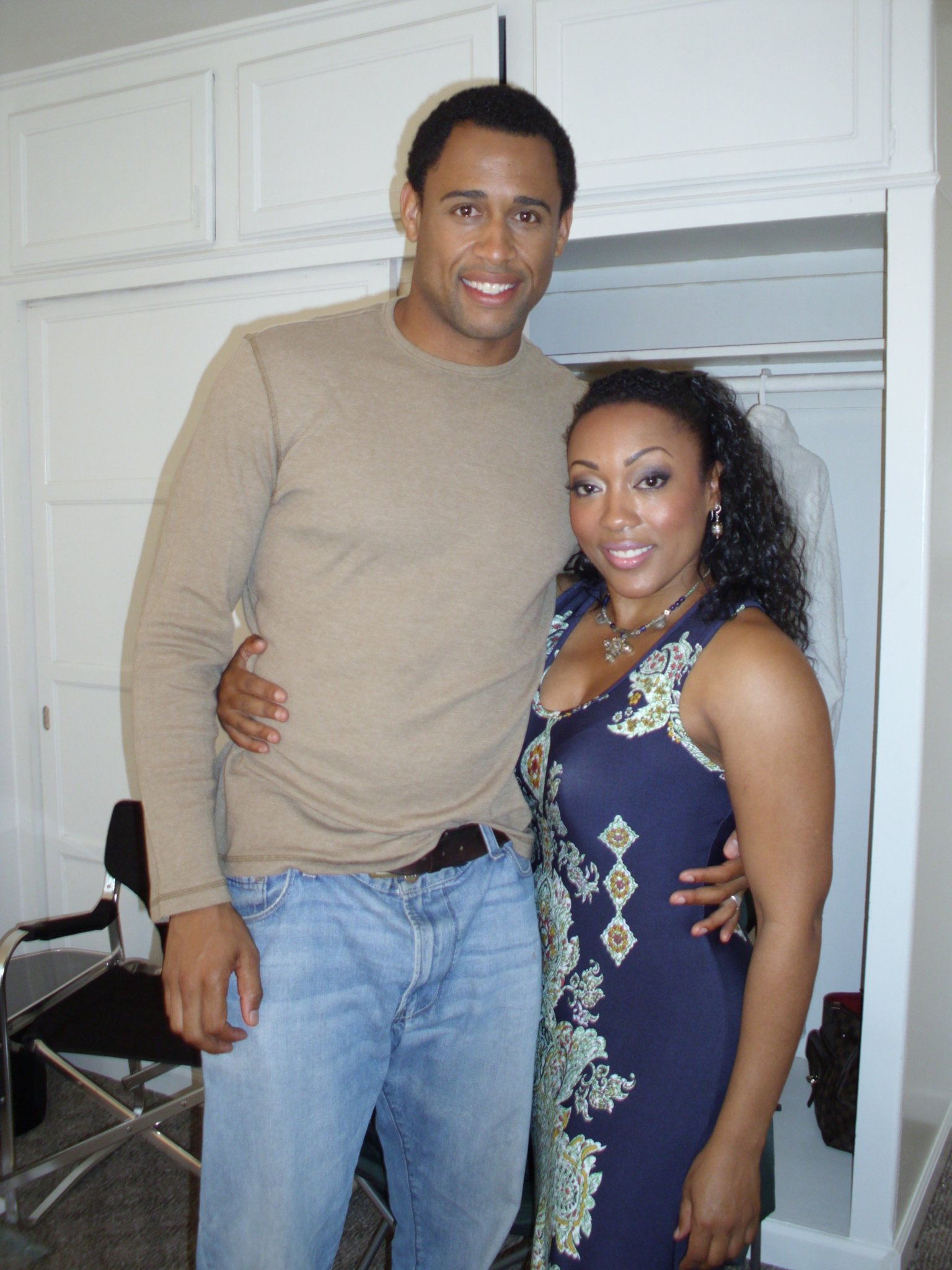 Фото - Аника Си МакФолл: 1536x2048 / 328 Кб