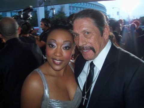 Фото - Аника Си МакФолл: 480x360 / 28 Кб