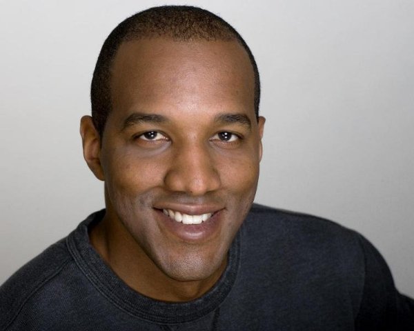 Фото - Нил МакНил: 600x480 / 34 Кб