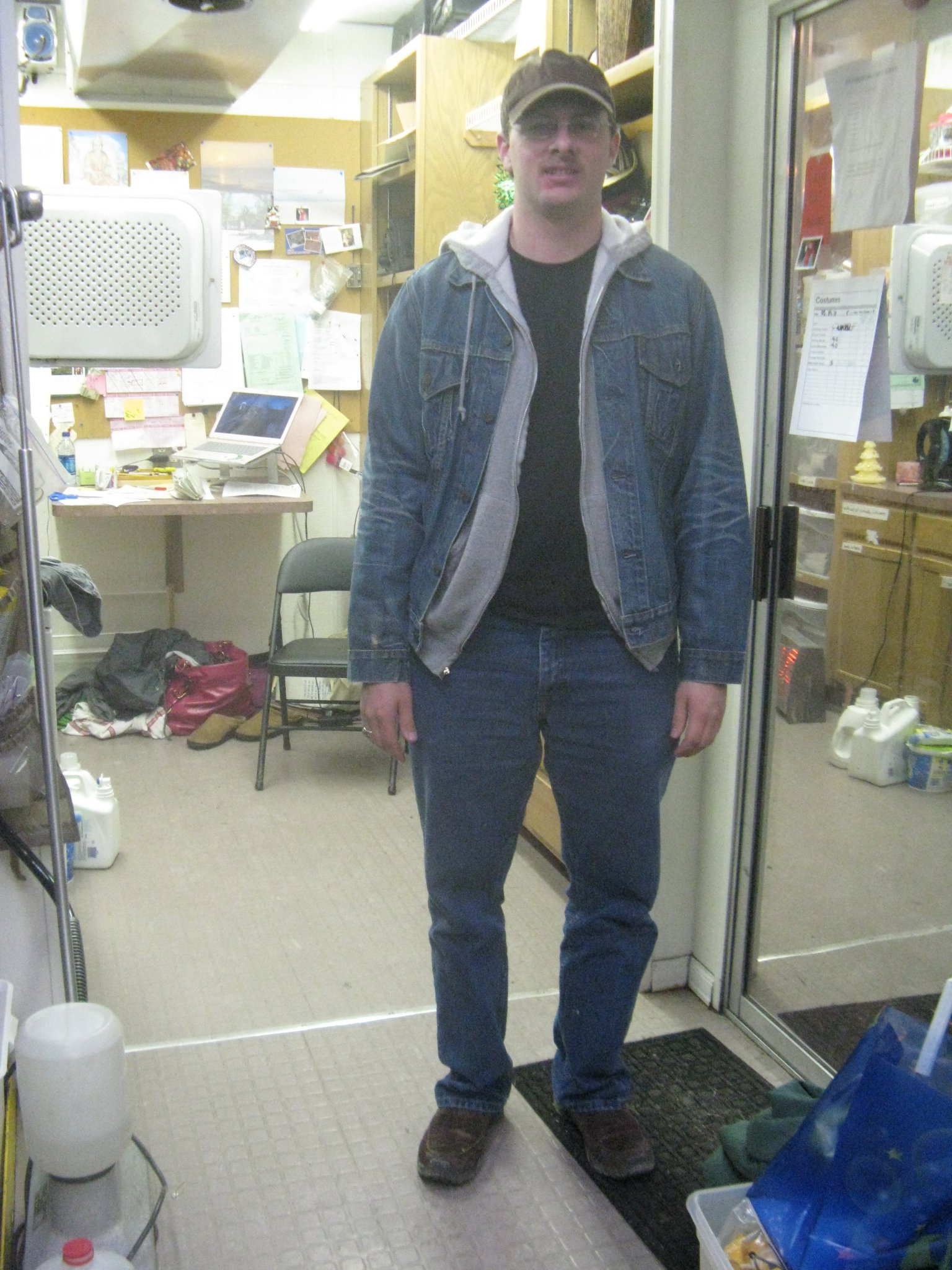 Фото - Росс Ролье: 1536x2048 / 500 Кб