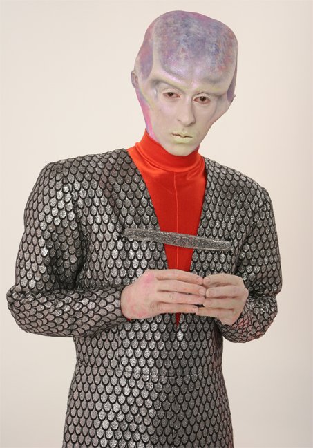 Фото - Макс Амини: 453x648 / 67 Кб