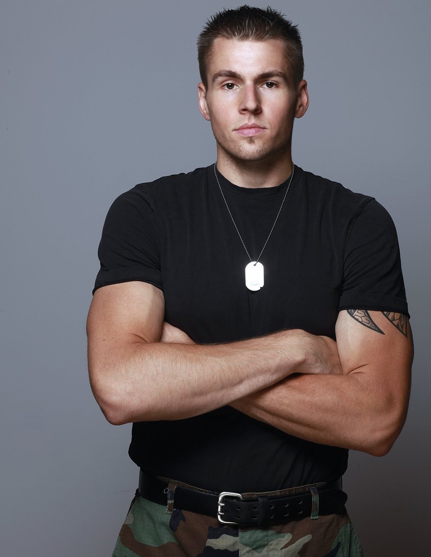 Фото - Крис Пложанский: 880x1137 / 87 Кб