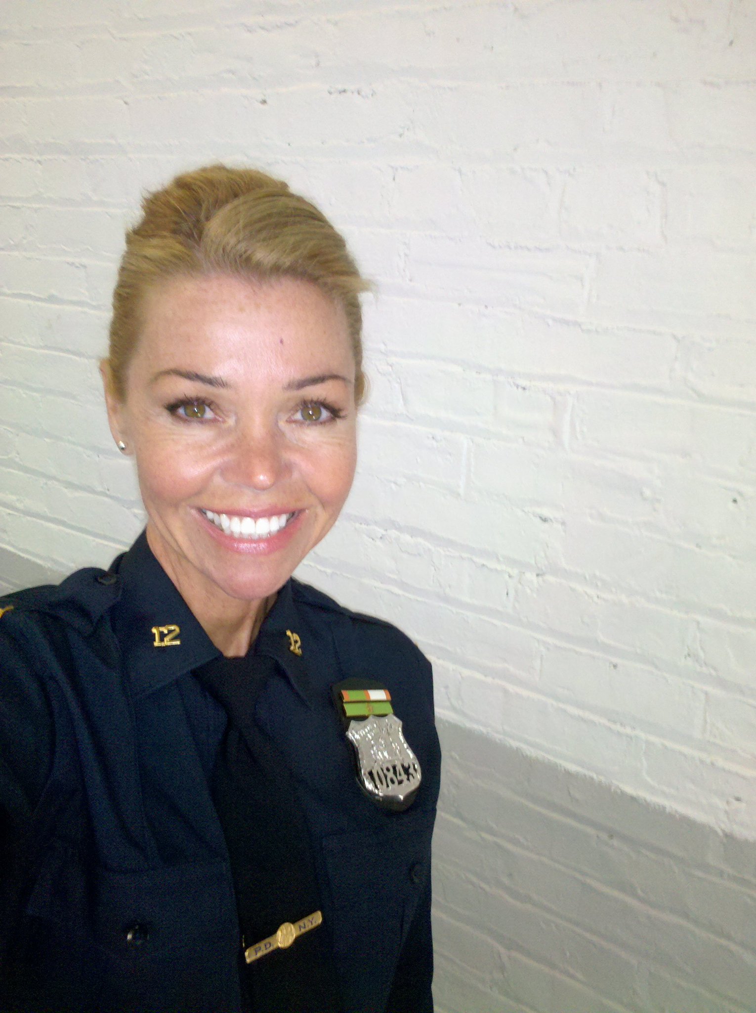 Фото - Дарли Уанатик: 1530x2048 / 360 Кб