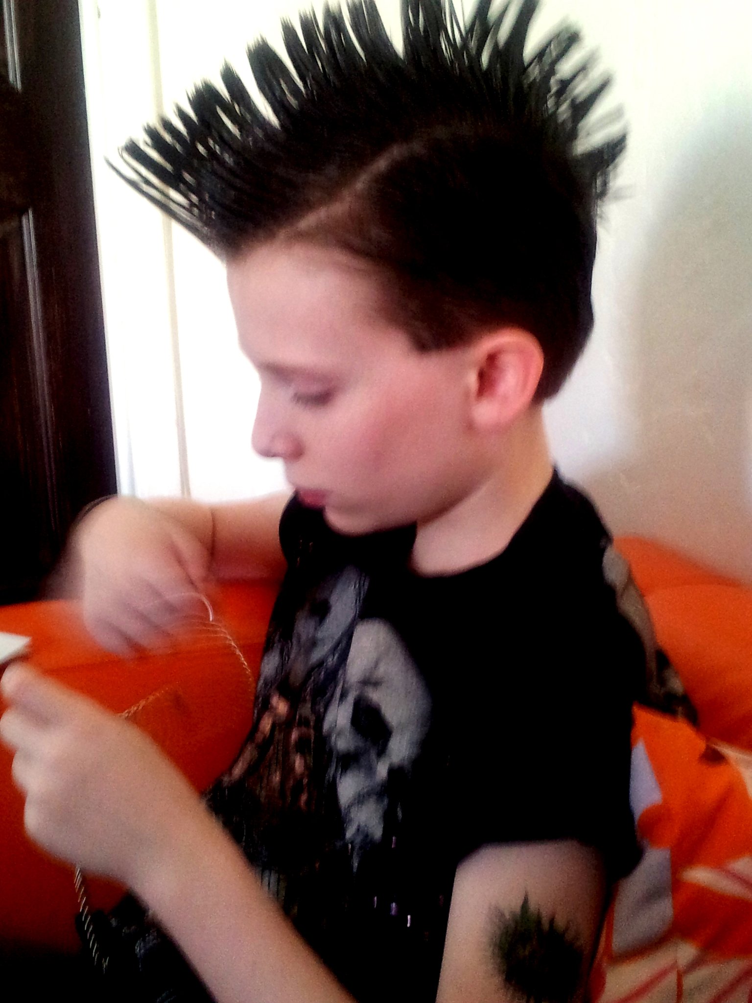 Фото - Хантер Джеймс Маккивер: 1536x2048 / 317 Кб