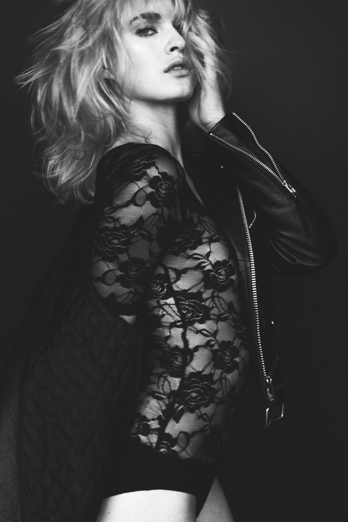 Фото - Мария Боннер: 1365x2048 / 269 Кб