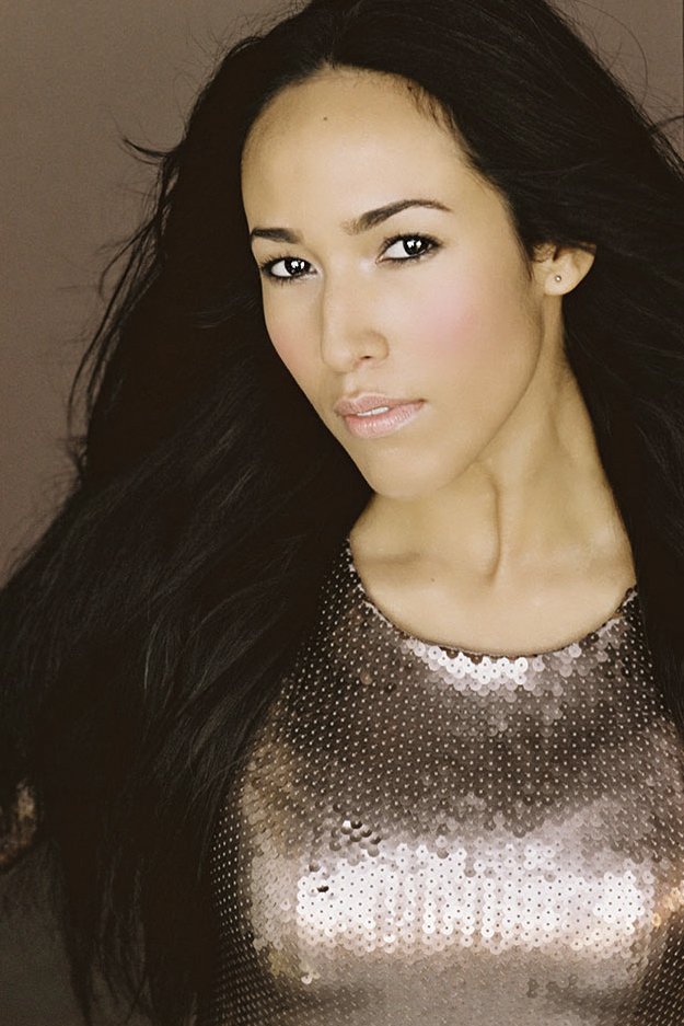 Фото - Мариса Куинтанилла: 625x937 / 102 Кб