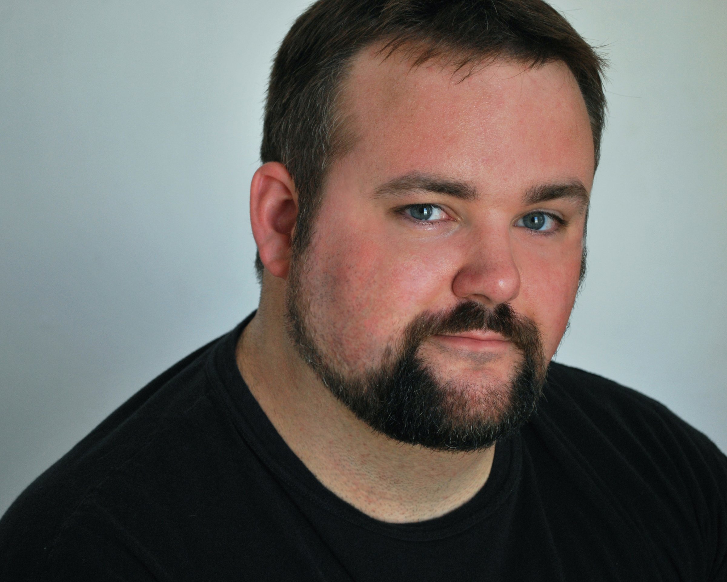 Фото - Раймонд Мак Эналли: 2400x1920 / 450 Кб