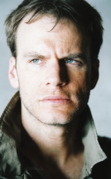 Фото - Кен Лалли: 375x604 / 34 Кб