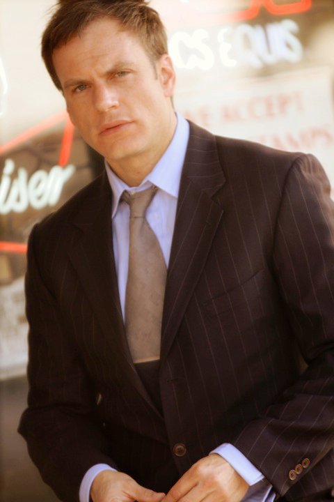 Фото - Кен Лалли: 480x720 / 41 Кб