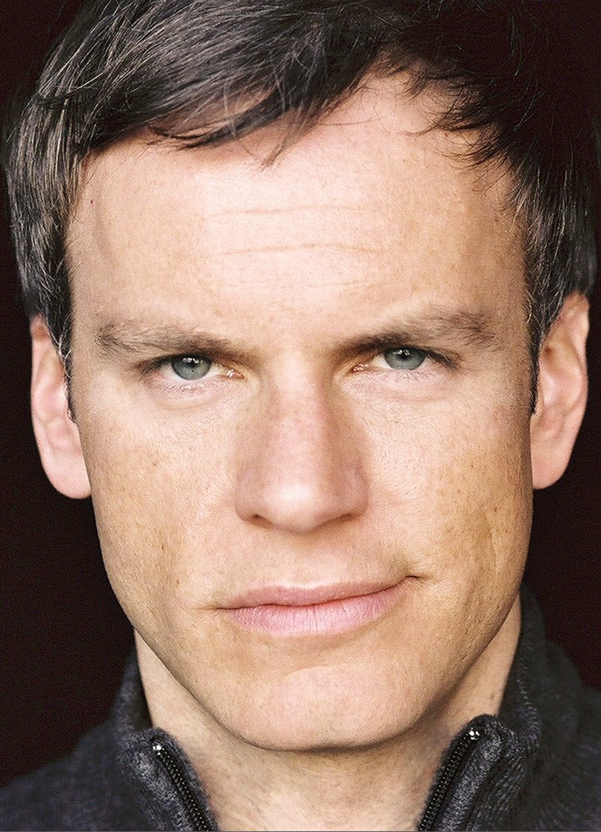 Фото - Кен Лалли: 866x1199 / 266 Кб