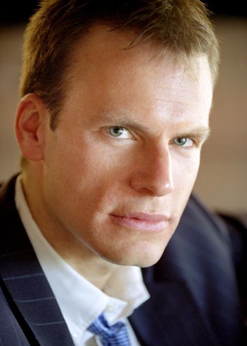 Фото - Кен Лалли: 500x700 / 39 Кб