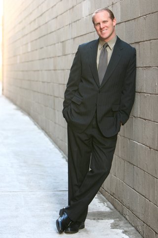 Фото - Майкл Дьюсенберг: 320x480 / 26 Кб