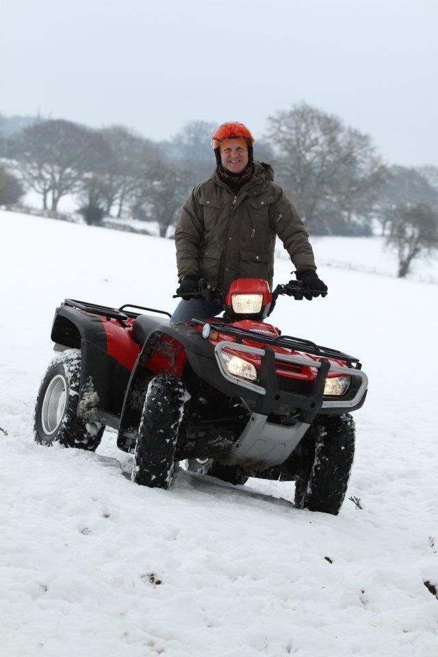 Фото - Ник Чоппинг: 640x960 / 72 Кб