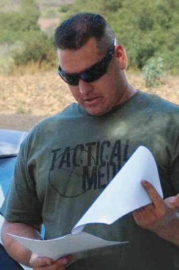 Фото - Джон Бартон: 355x536 / 29 Кб