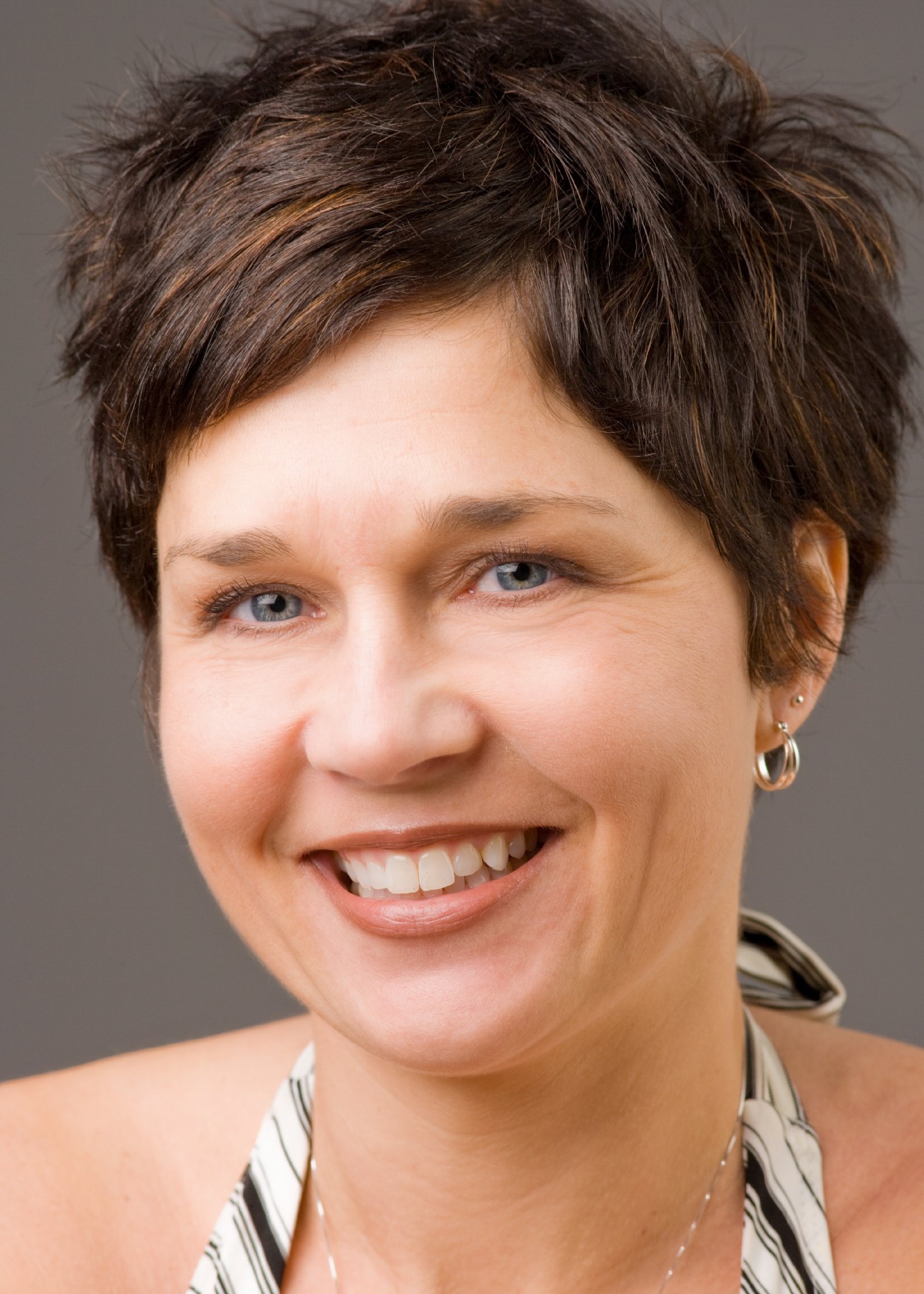 Фото - Мишелль Веззани: 1463x2048 / 383 Кб