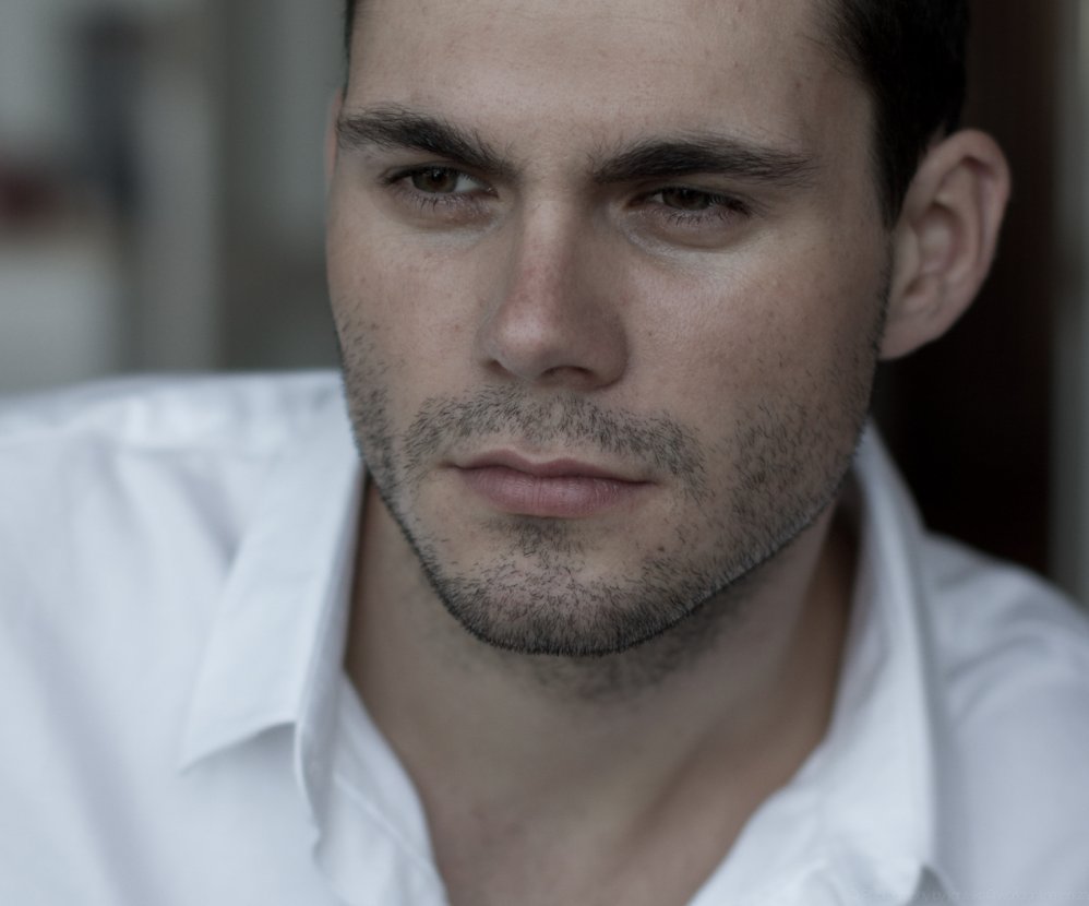 Фото - Френсис Чоуле: 998x830 / 66 Кб