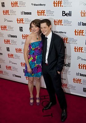 Фото - Сюзанна Форнье: 280x400 / 30 Кб