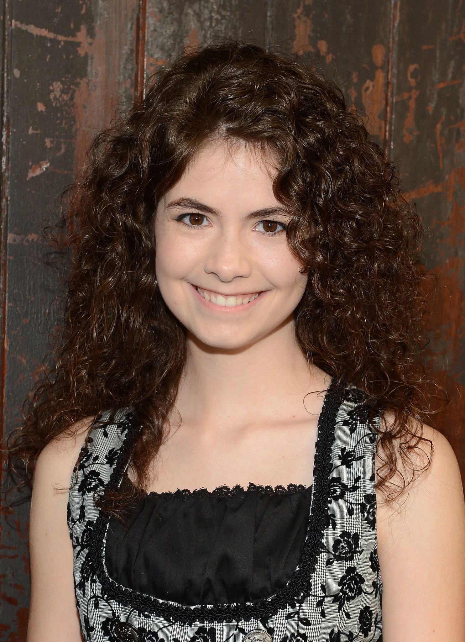 Фото - Катин Мастандрия: 1484x2048 / 697 Кб