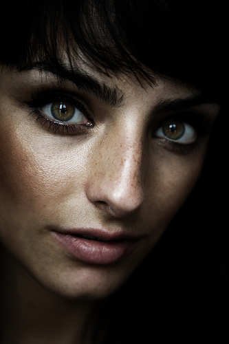 Фото - Айслинн Дербез: 333x500 / 14 Кб