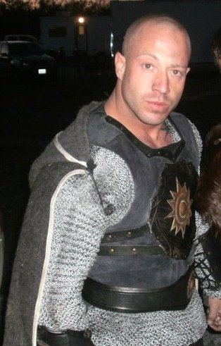 Фото - Аарон Сэкстон: 314x491 / 39 Кб