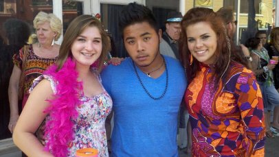 Фото - Брук Безик: 406x229 / 29 Кб