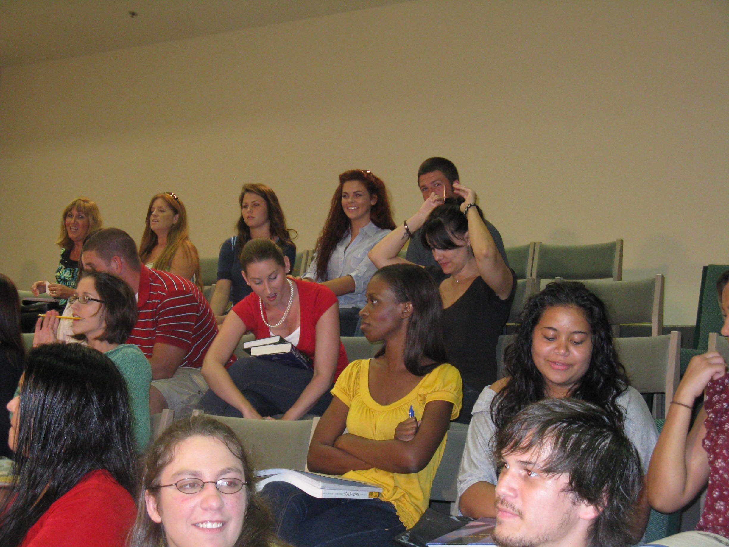 Фото - Брук Безик: 2448x1836 / 661 Кб