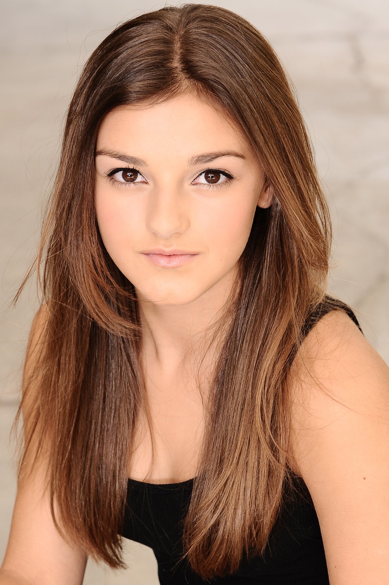 Фото - Алексис Уилкинс: 1363x2048 / 493 Кб