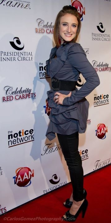 Фото - Барретт Перлман: 359x720 / 47 Кб