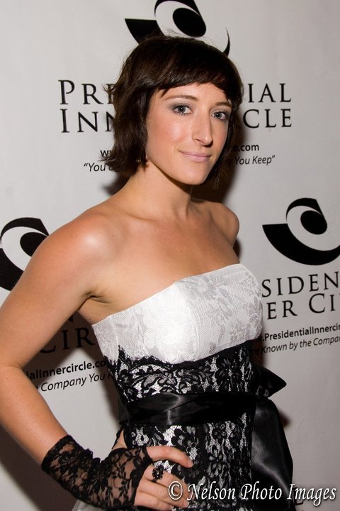 Фото - Барретт Перлман: 480x720 / 67 Кб