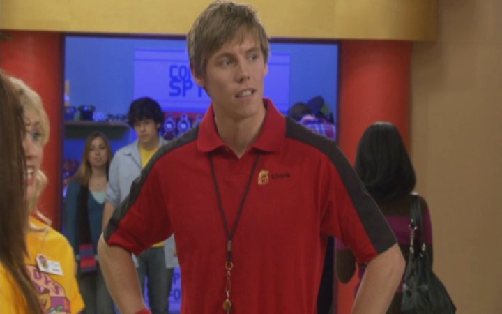 Фото - Том Кружевски: 720x450 / 34 Кб