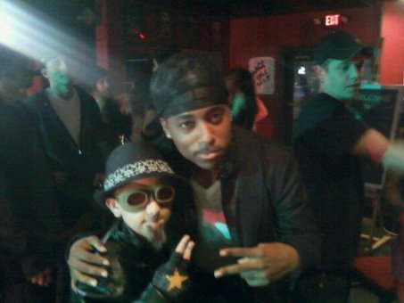 Фото - Николас Вульф: 453x340 / 25 Кб