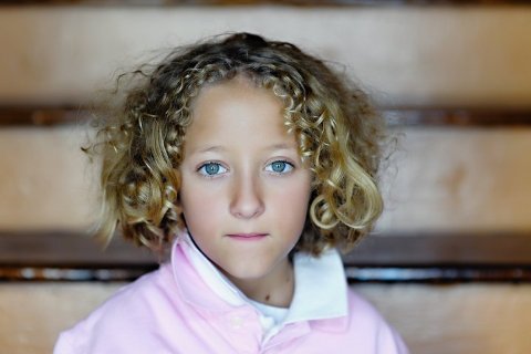 Фото - Николас Вульф: 480x320 / 24 Кб