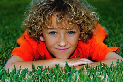 Фото - Николас Вульф: 427x285 / 37 Кб