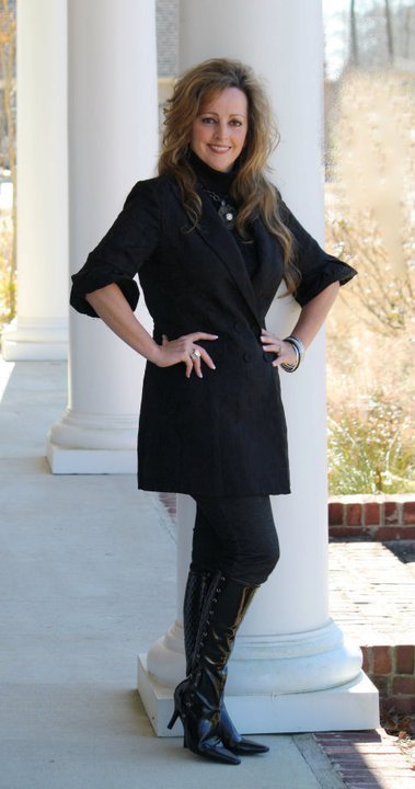 Фото - Сьюзанн Северино: 379x720 / 43 Кб