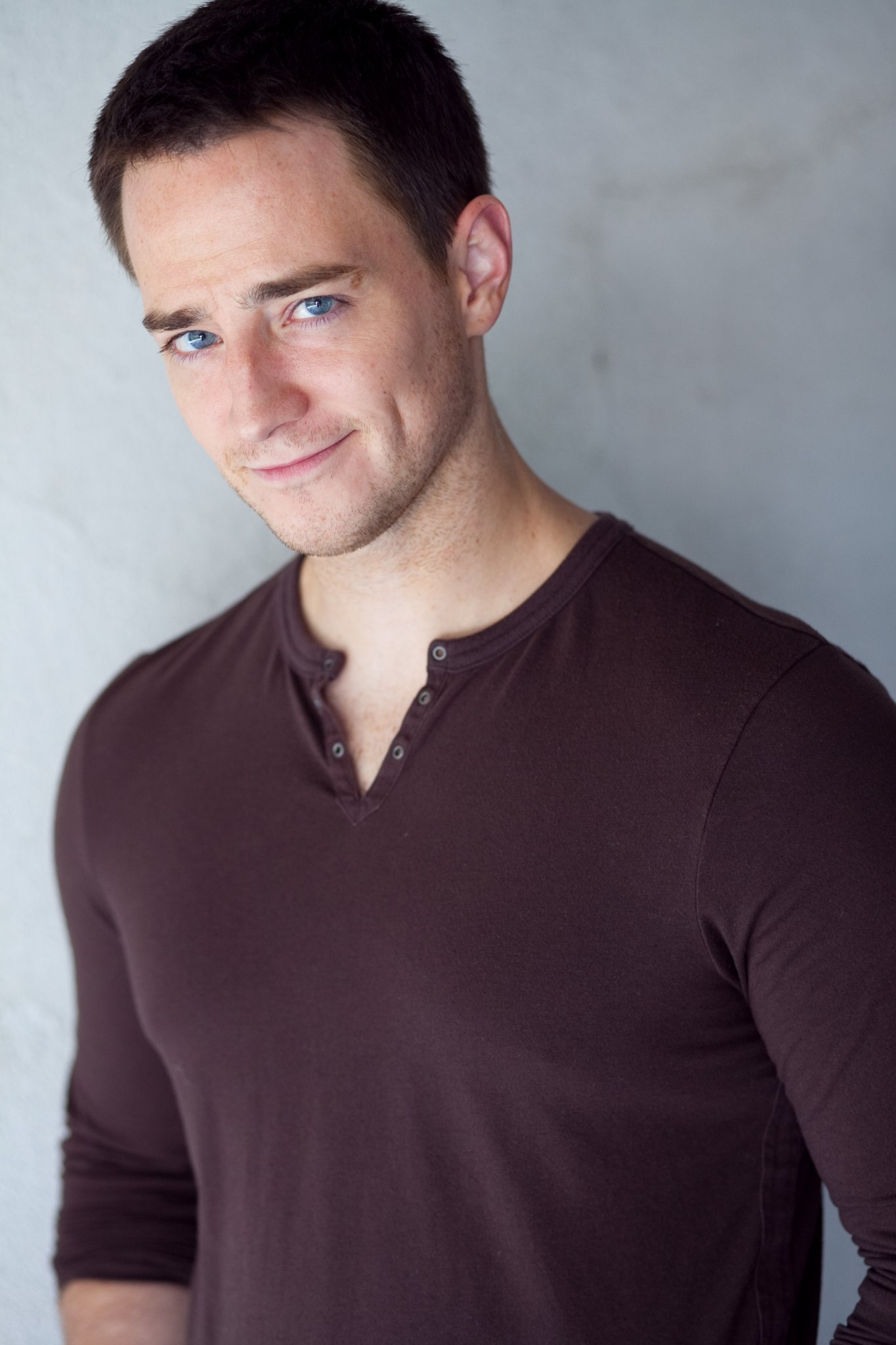 Фото - Джонотан Рут: 1365x2048 / 221 Кб