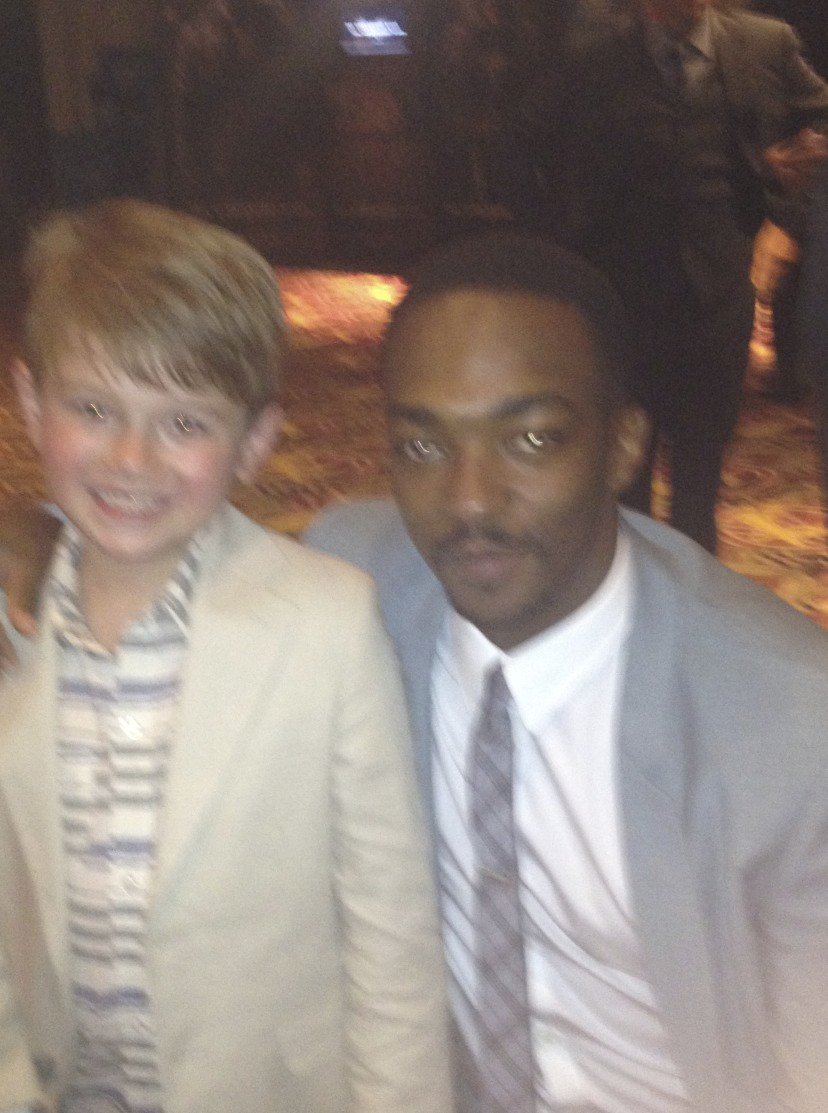 Фото - Кэмерон Эм Браун: 828x1113 / 141 Кб