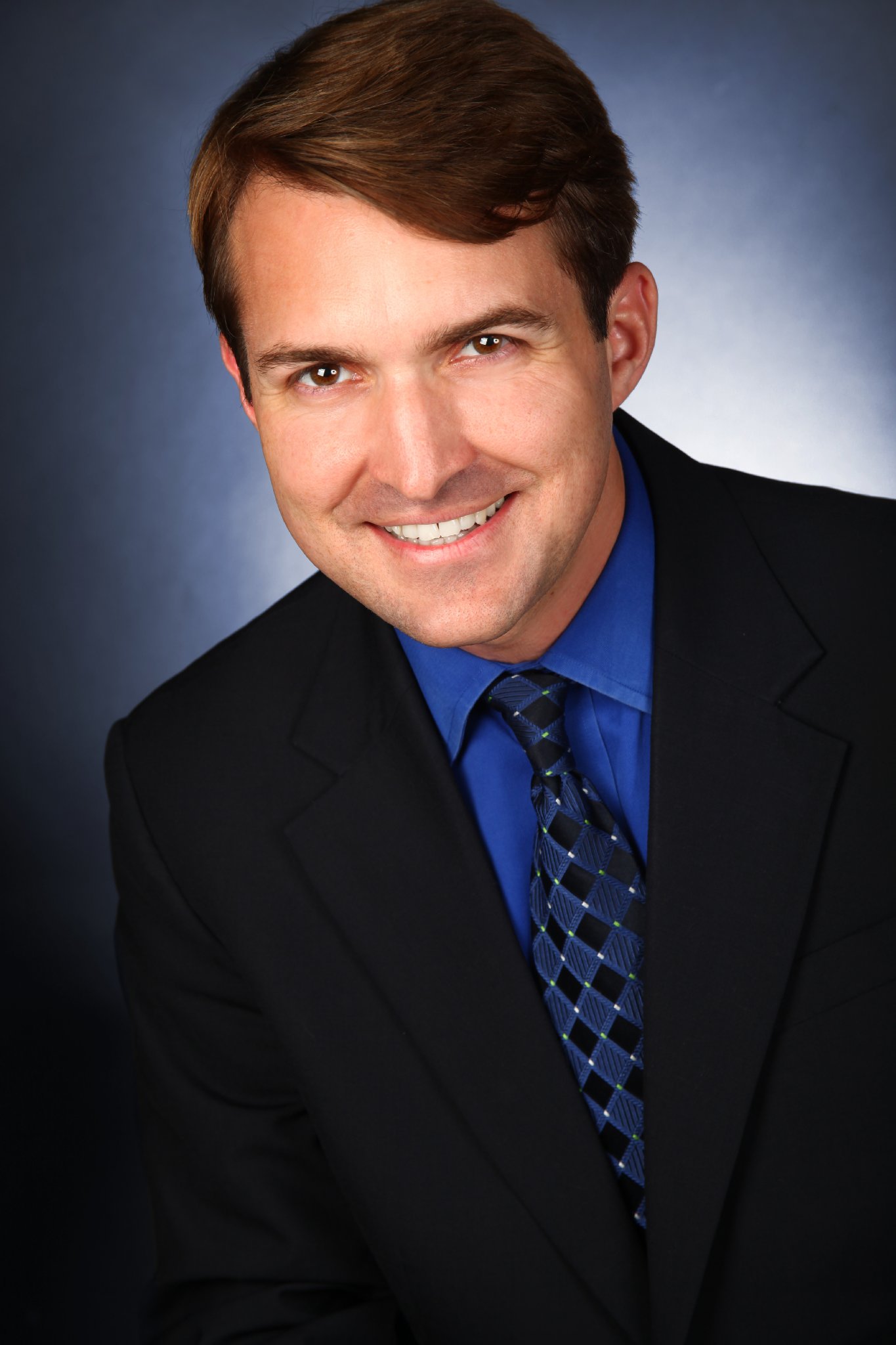 Фото - Марк Роман: 1365x2048 / 193 Кб