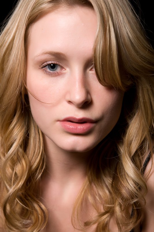 Фото - Ребекка Бужко: 533x800 / 79 Кб