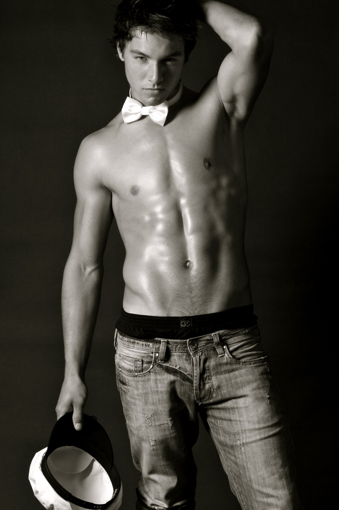 Фото - Захарий Пиладей: 1365x2048 / 302 Кб