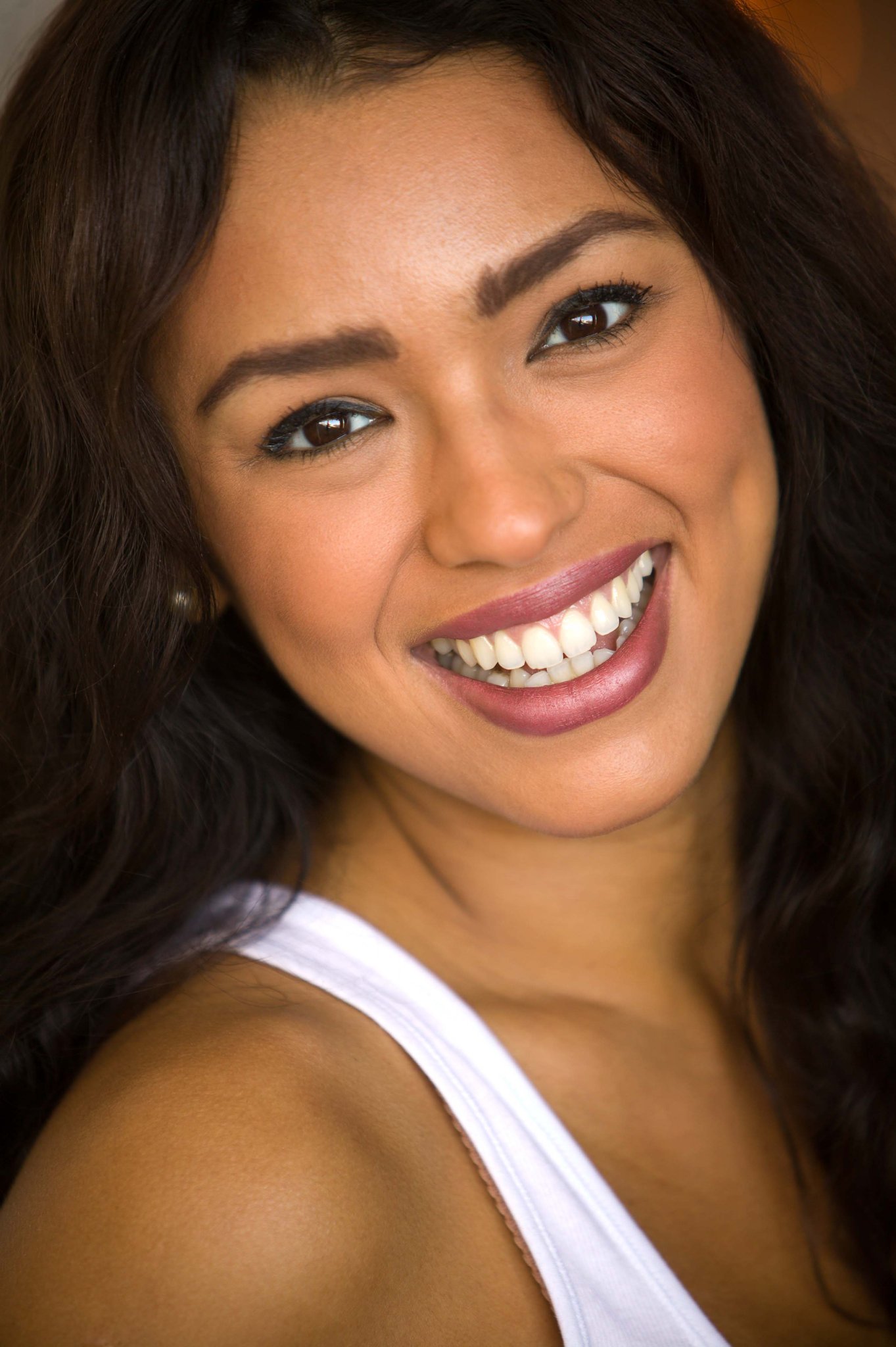 Фото - Нелли Кастильо: 1363x2048 / 281 Кб