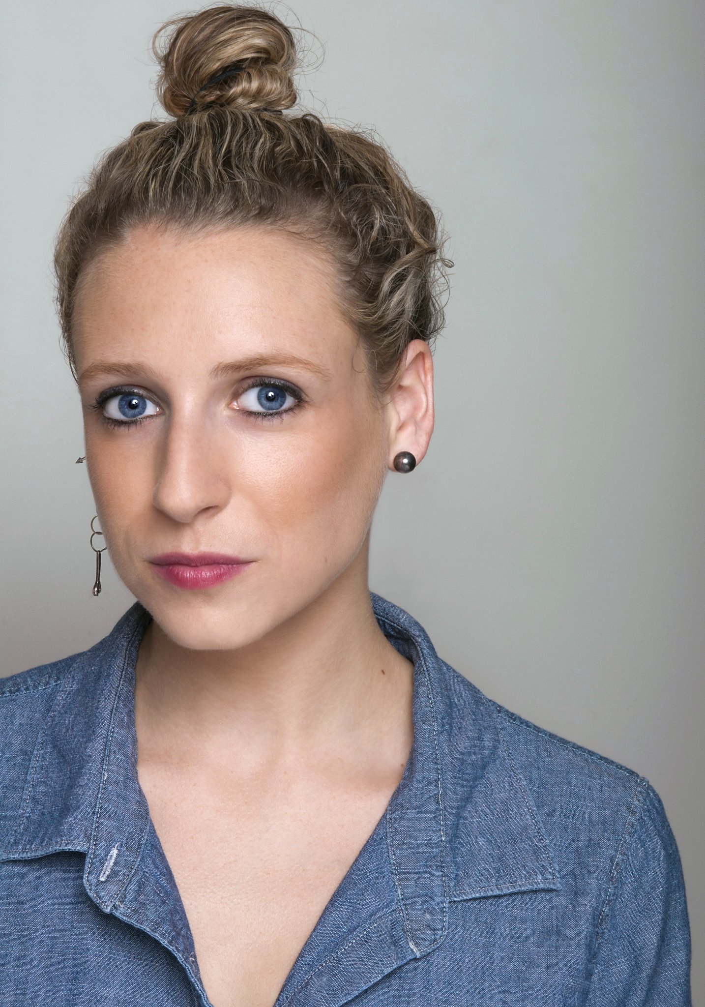 Фото - Линдсей Фишкин: 1434x2048 / 522 Кб