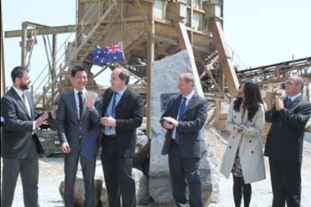 Фото - Джон Веннингтон: 445x296 / 33 Кб