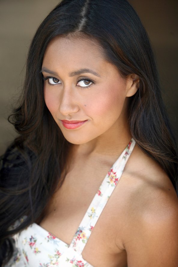 Фото - Джейни Агулар: 593x890 / 68 Кб